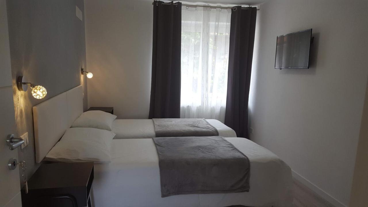 Altebas Bed and Breakfast Nogaredo di Prato Buitenkant foto