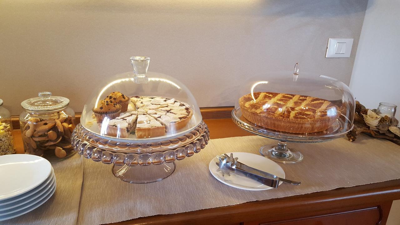 Altebas Bed and Breakfast Nogaredo di Prato Buitenkant foto